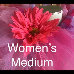 All women’s medium items are here!